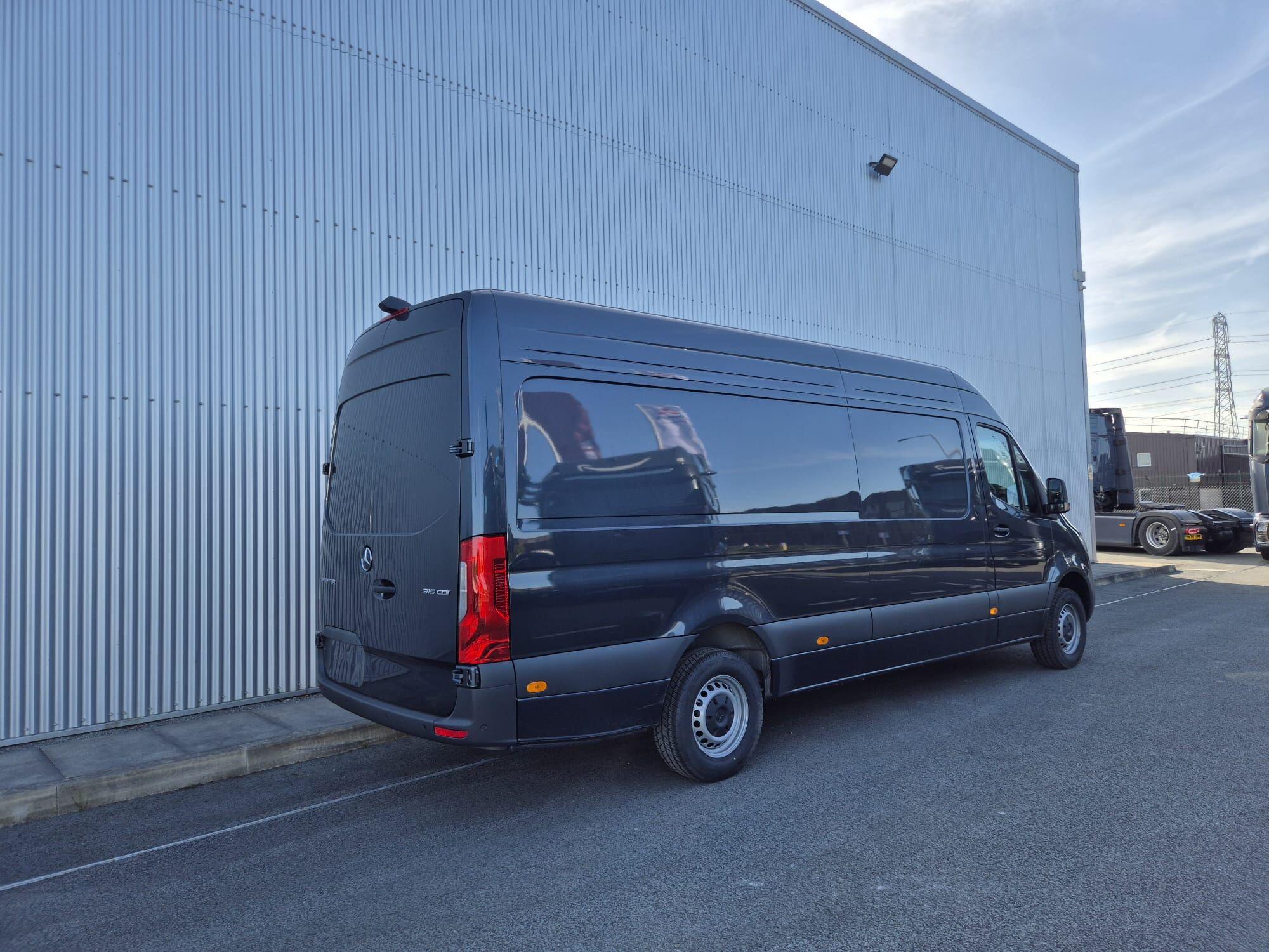 Mercedes-Benz Sprinter